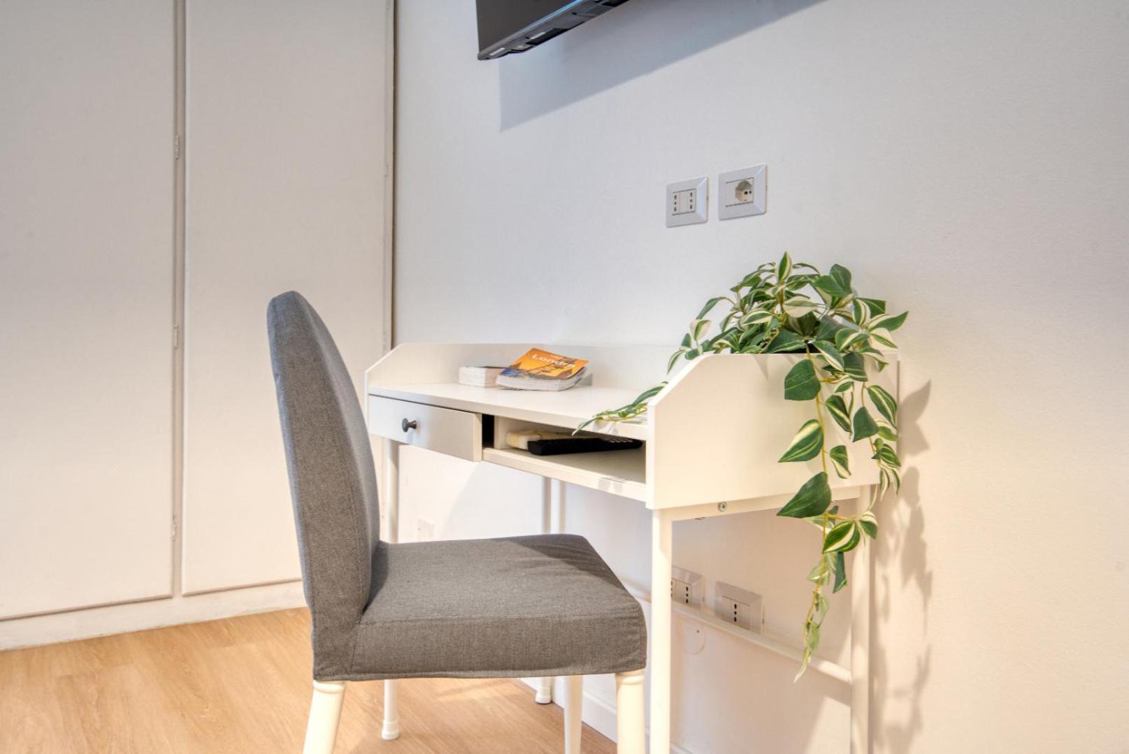 Italianflat - Elegant Suites With Balcony In Navigli Milano Eksteriør bilde