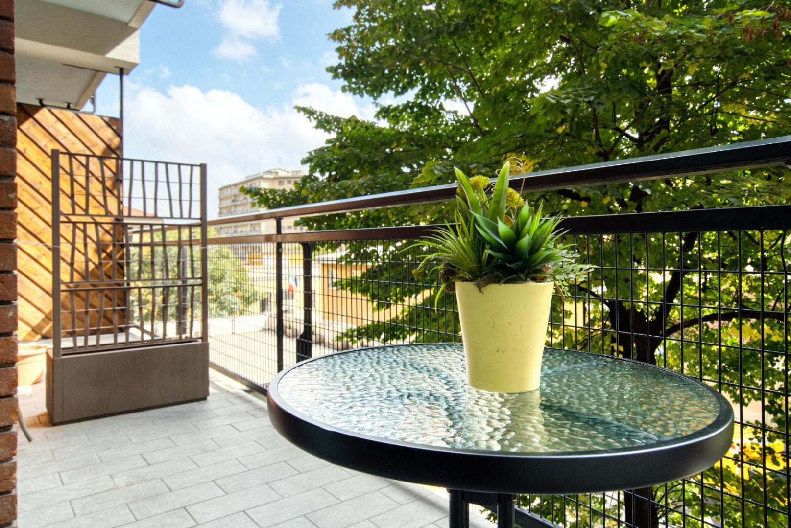 Italianflat - Elegant Suites With Balcony In Navigli Milano Eksteriør bilde